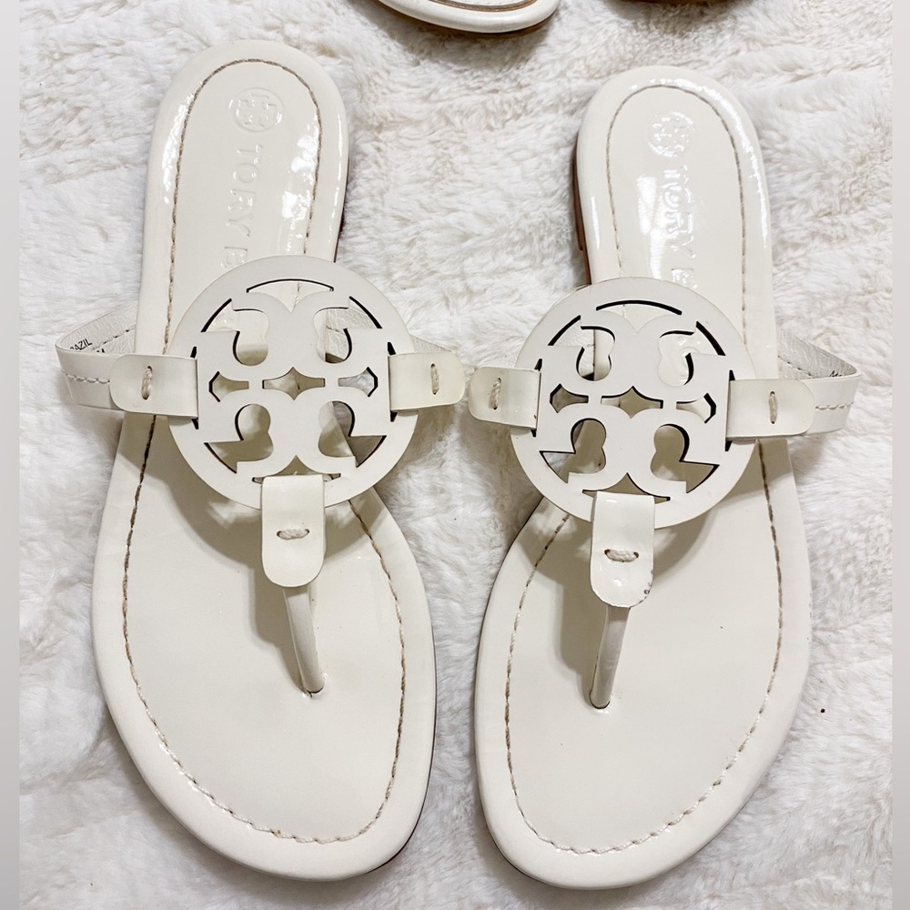 Tory Burch
Women's Miller Sandals New Ivory Patent White size 7.5